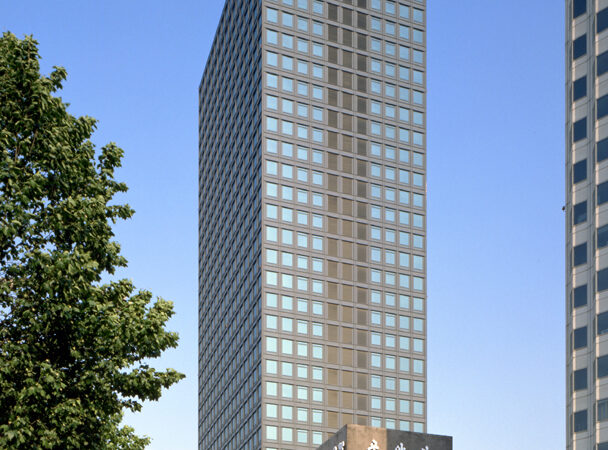 최태원 이슈를 설명하는 SK Corporation 빌딩 전경