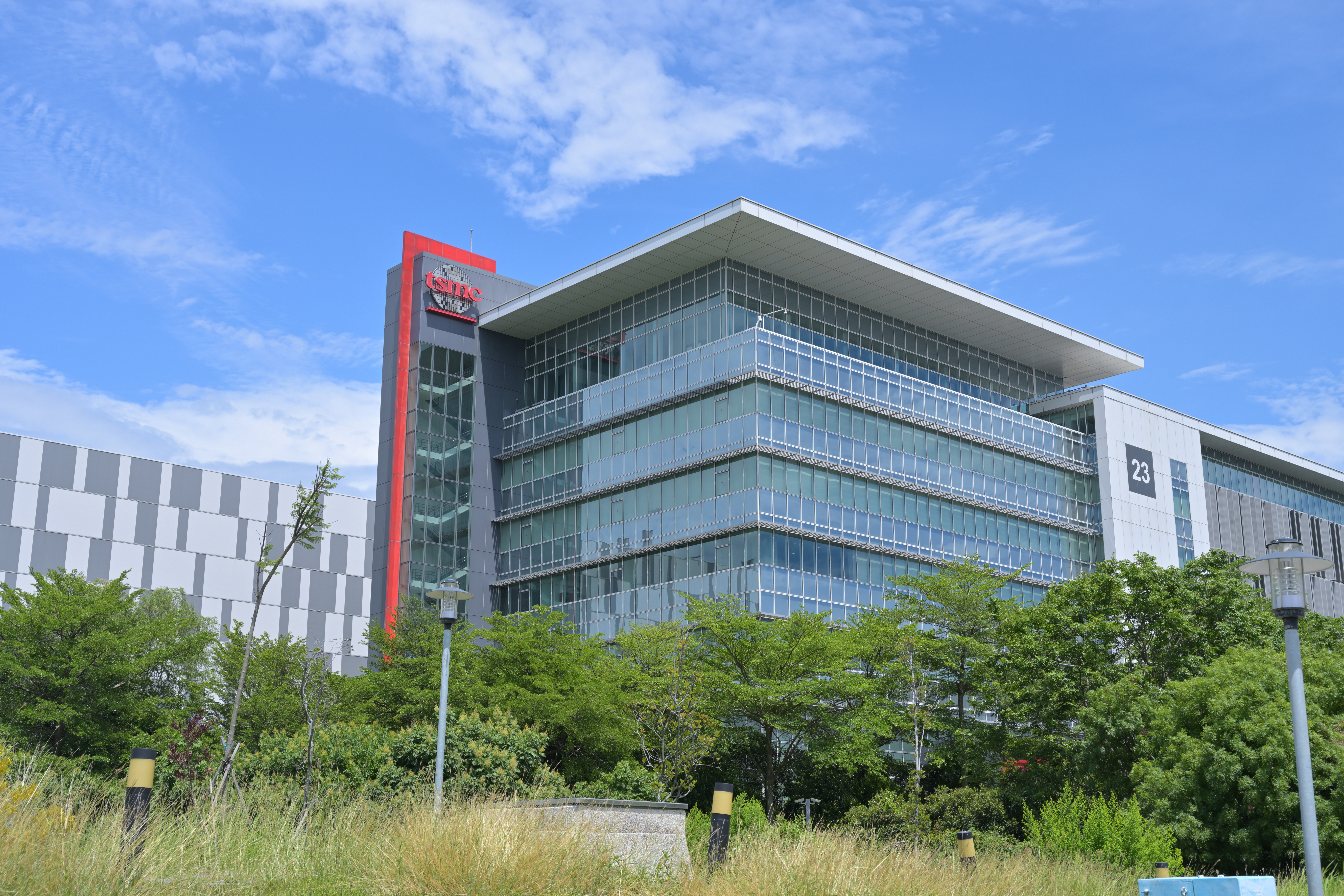 TSMC 관련 TSMC Fab 14B May 2025 2